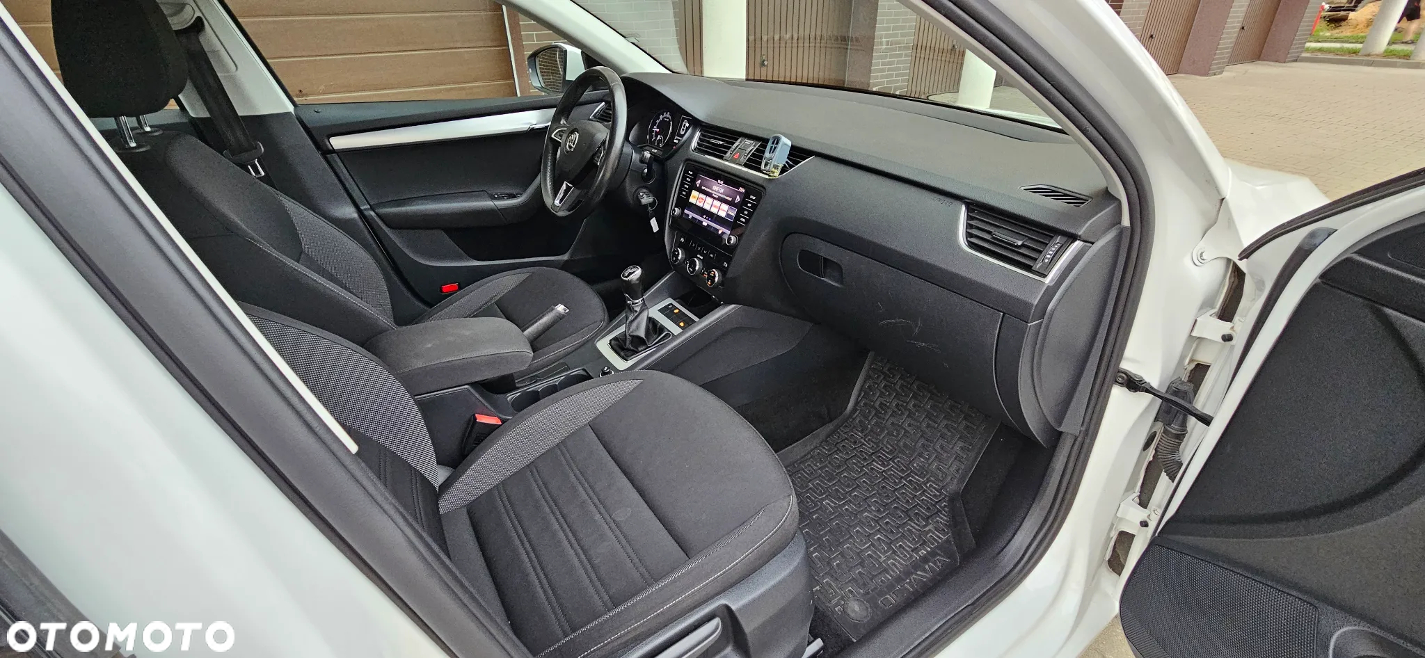 Skoda Octavia 1.6 TDI Ambition - 14
