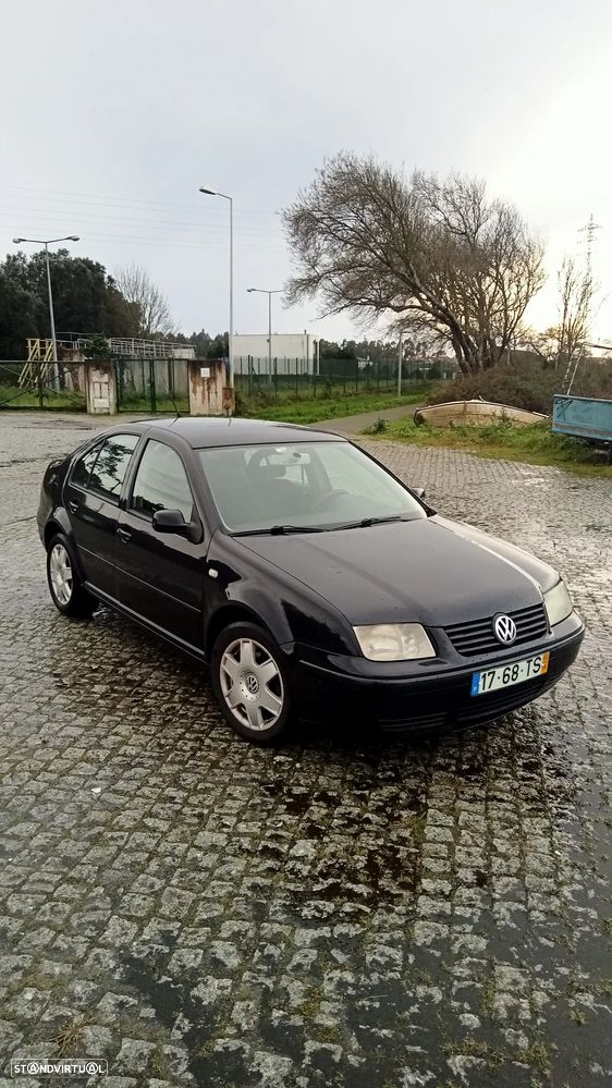 VW Bora 1.9 TDi Confortline - 4