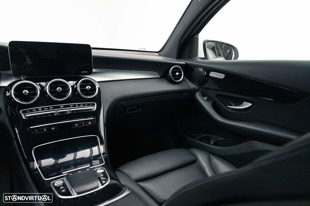 Mercedes-Benz GLC 300 e Coupé 4Matic - 16