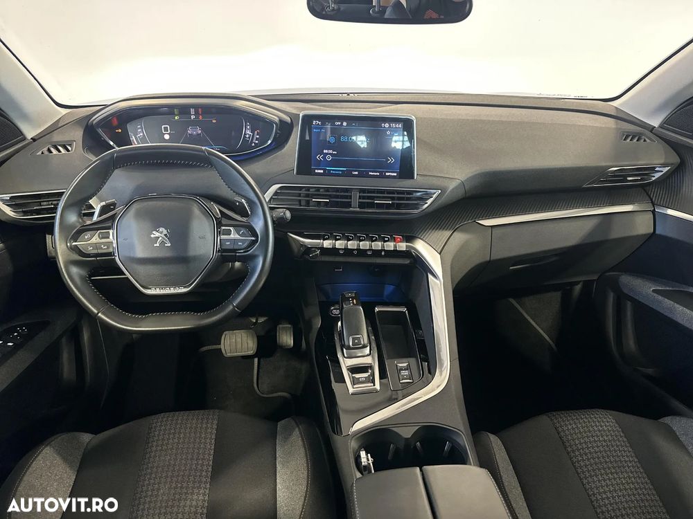 Peugeot 3008 - 9