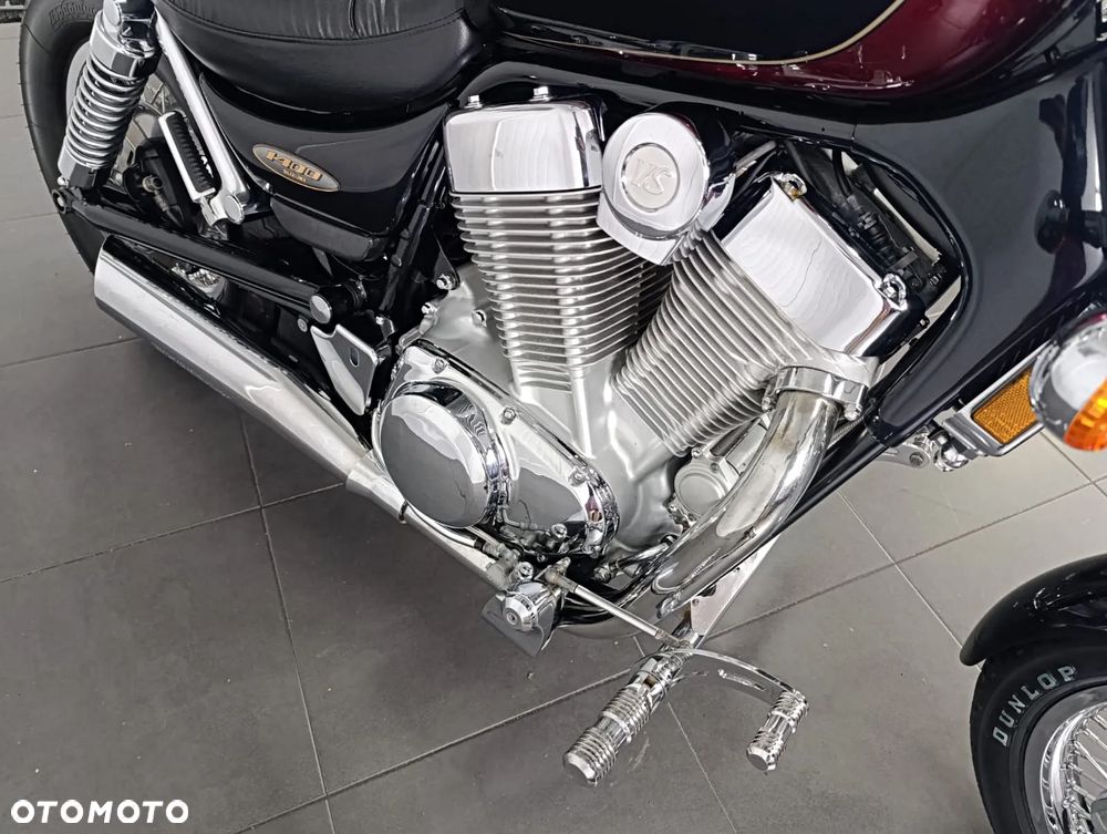 Suzuki Intruder - 4