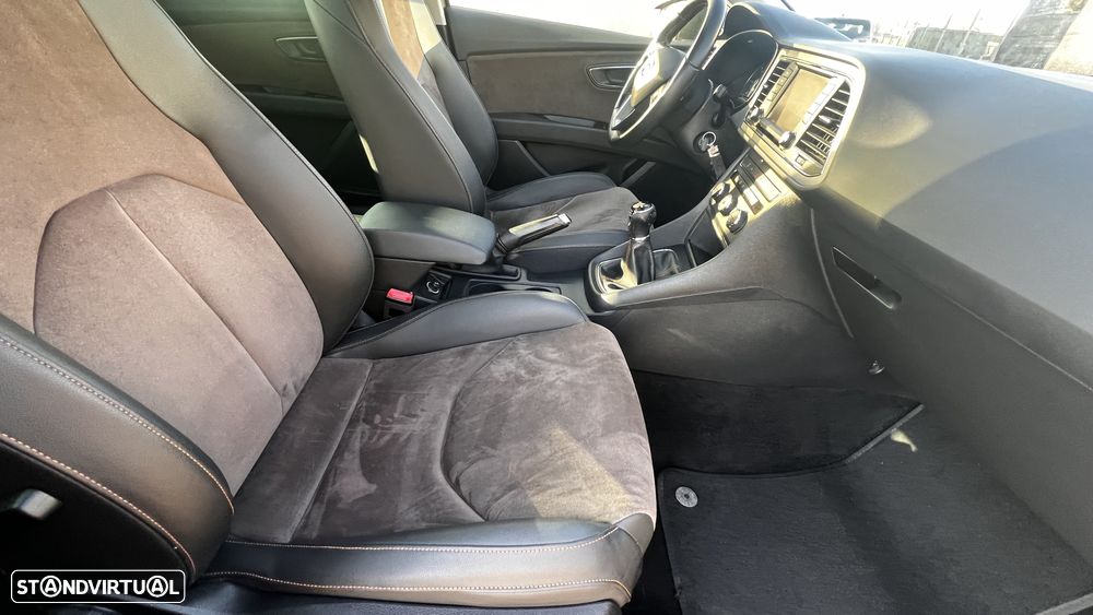 SEAT Leon X-Perience 1.6 TDi 4Drive - 19