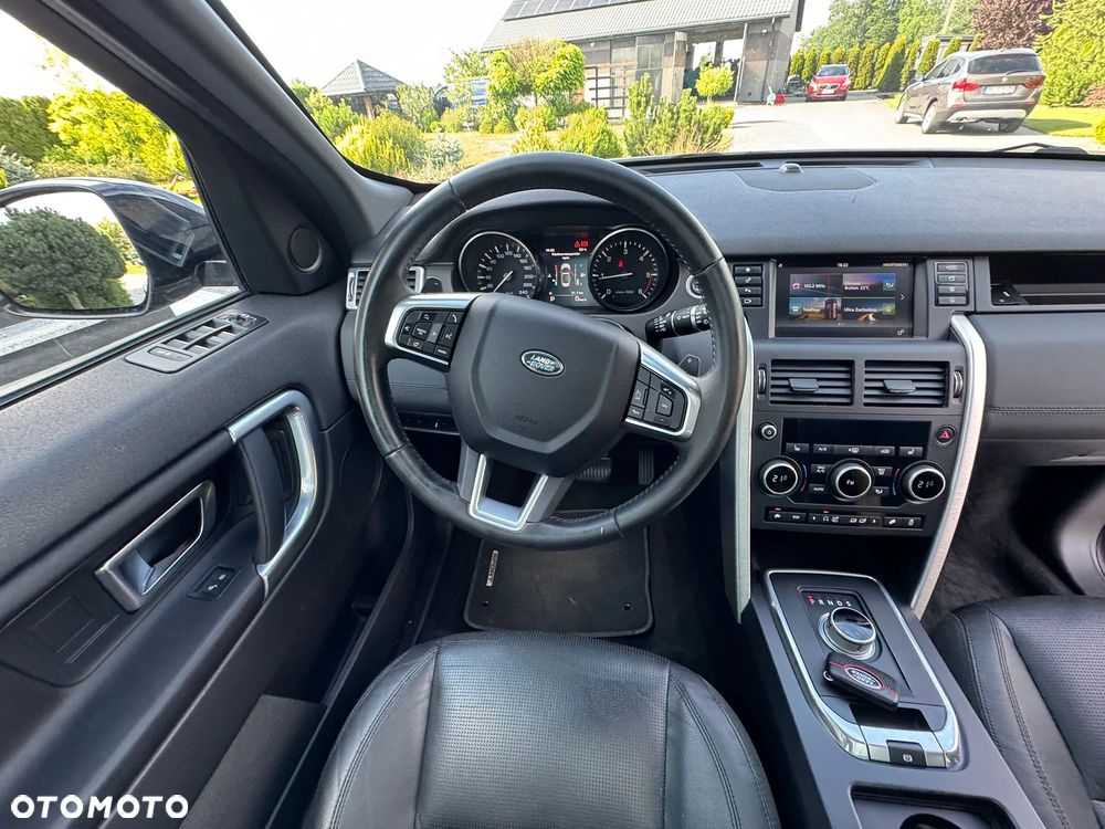 Land Rover Discovery Sport D150 R-Dynamic HSE - 38