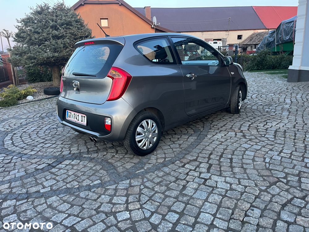 Kia Picanto 1.0 L - 23