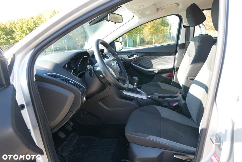 Ford Focus 1.6 TDCi DPF Start-Stopp-System Trend - 12