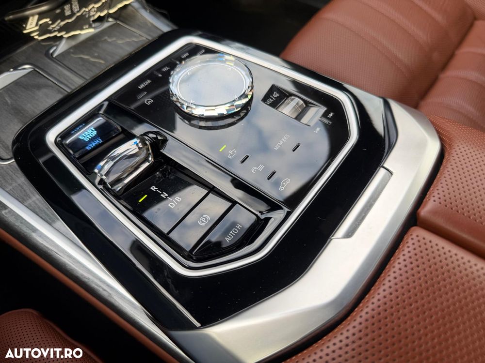 BMW i7 eDrive50 - 21