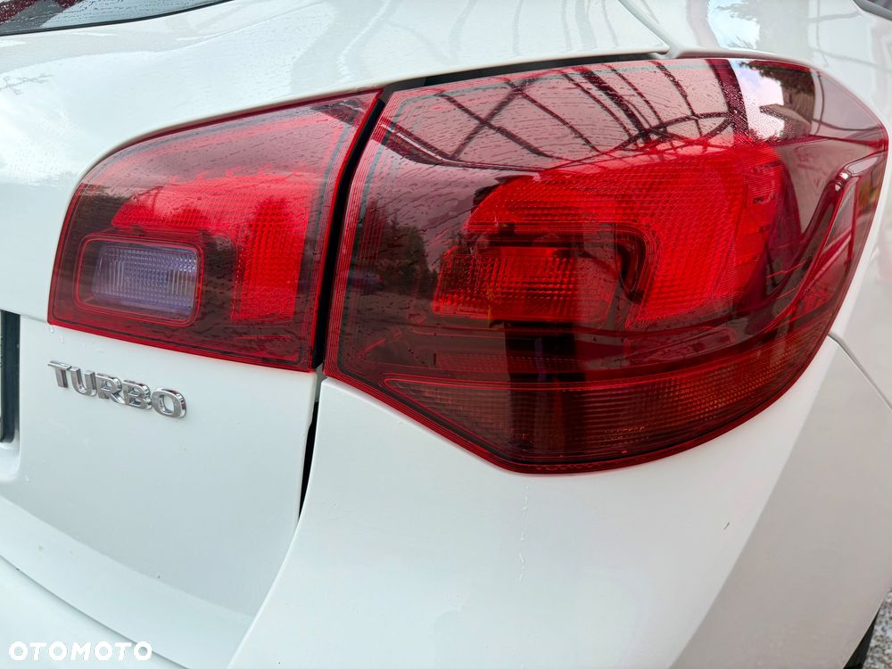 Opel Astra 1.4 Turbo Edition Sport - 26