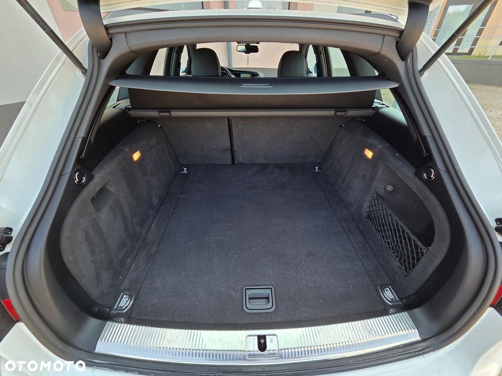 Audi A4 Avant 2.0 TDI Quattro S tronic - 25