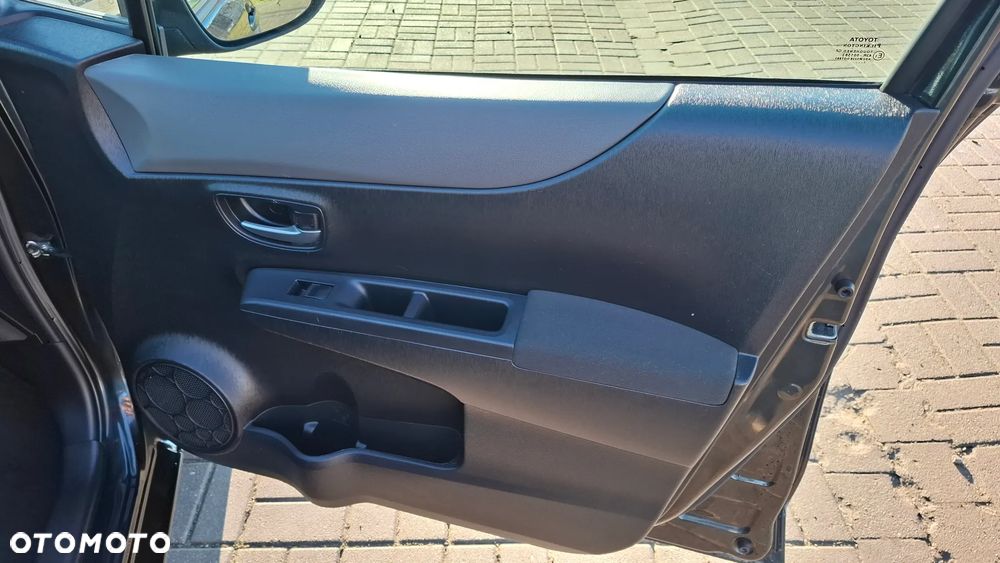 Toyota Yaris 1.33 VVT-i Executive - 13