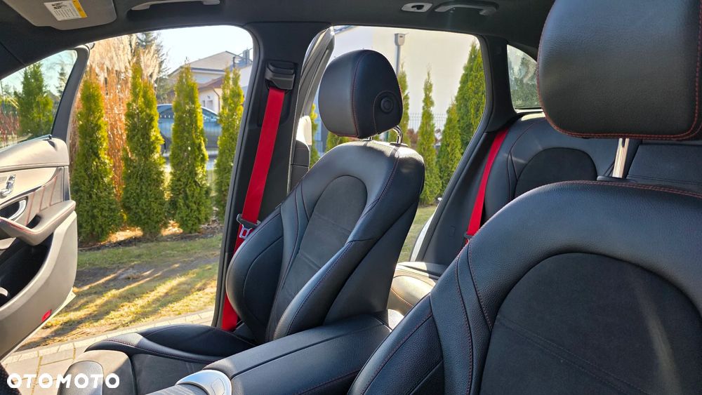 Mercedes-Benz GLC AMG 43 4Matic AMG Speedshift TCT 9G - 17