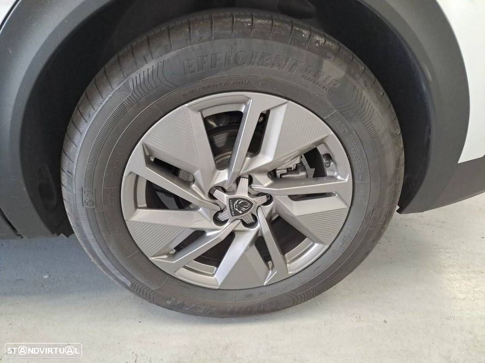 Peugeot 408 1.2 Hybrid Allure e-DCS6 - 11