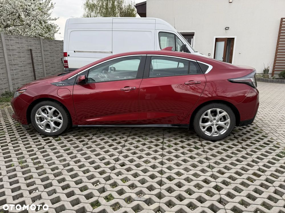 Chevrolet Volt - 4