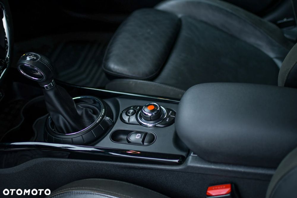 MINI Clubman Cooper S - 16