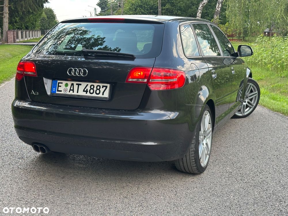 Audi A3 Sportback 2.0 TDI Ambiente - 16