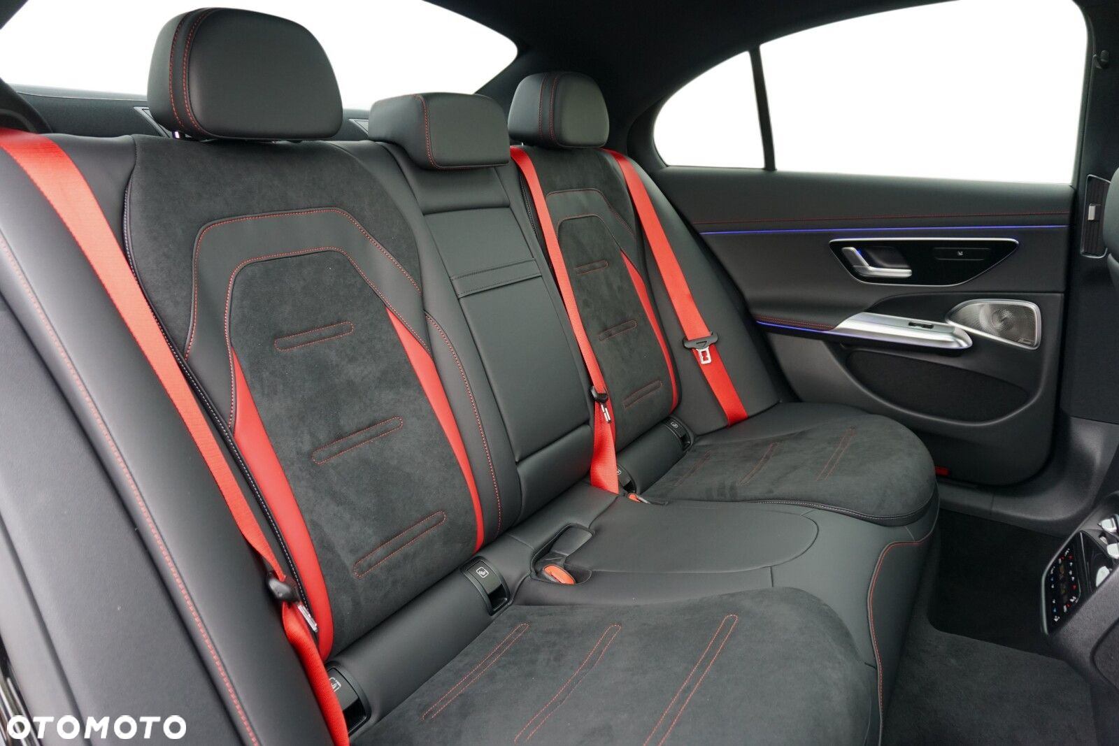 Mercedes-Benz Klasa E AMG 53 PHEV 4Matic+ 9G-Tronic TCT - 10