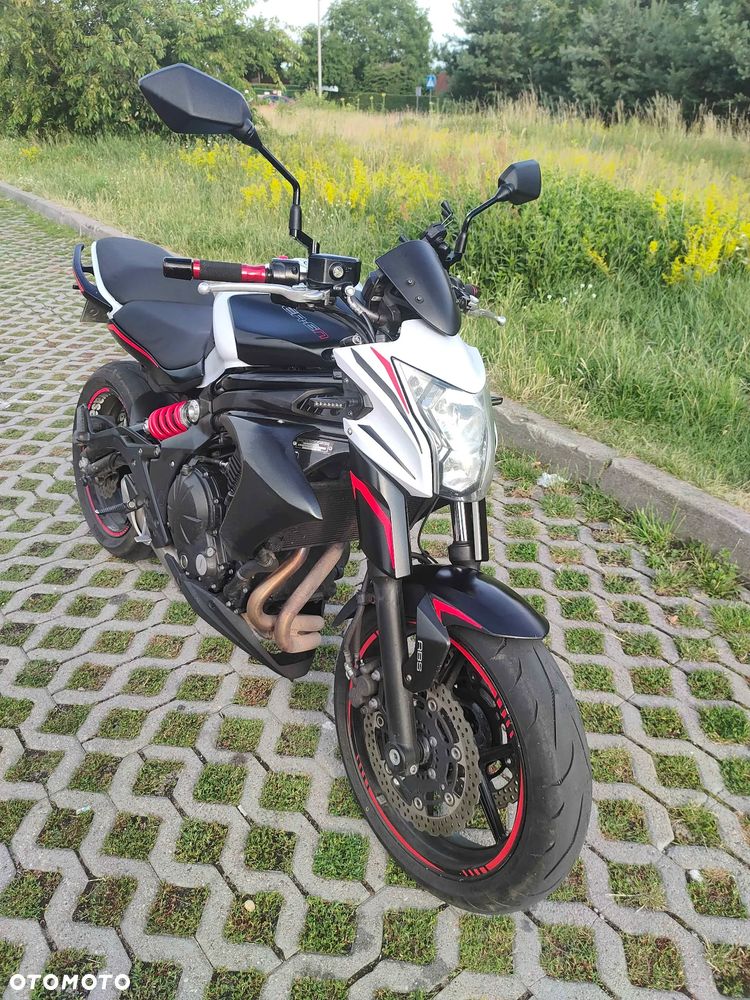 Kawasaki ER - 3