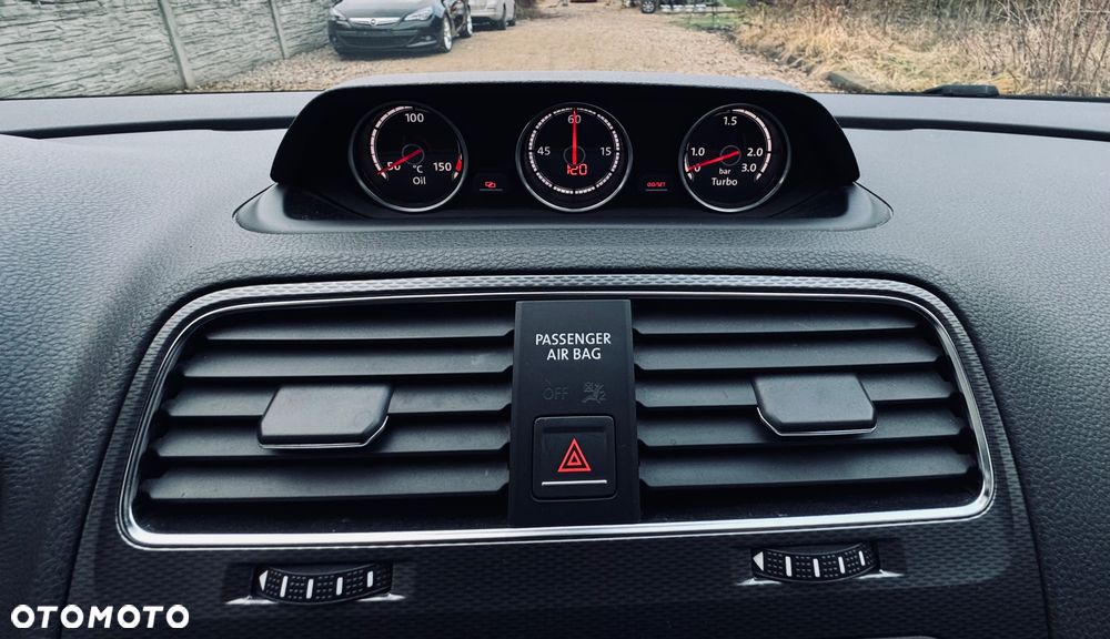 Volkswagen Scirocco - 23