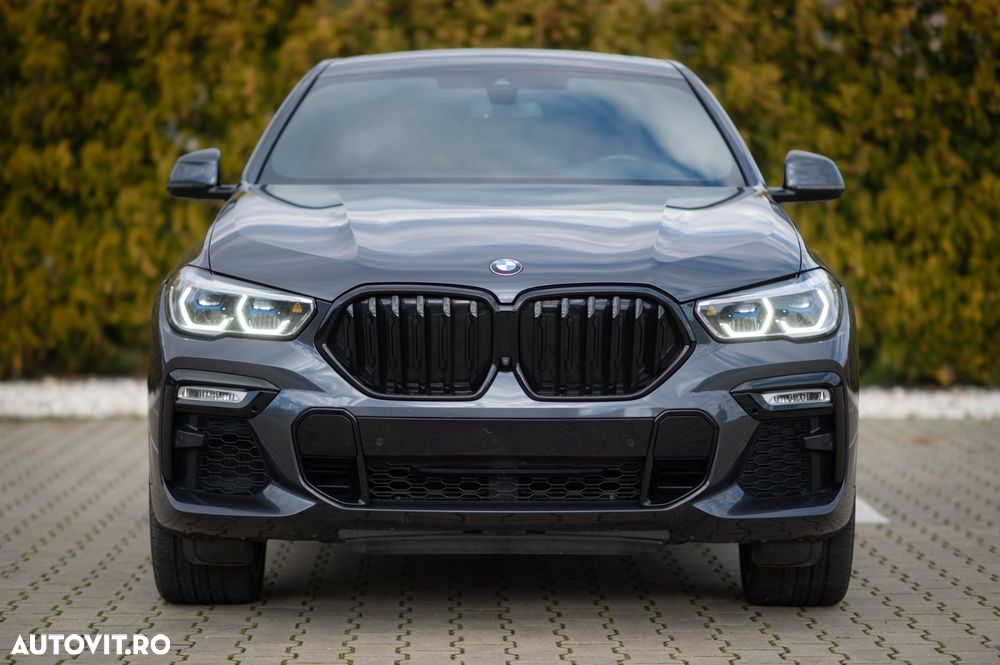 BMW X6 M M50i - 24