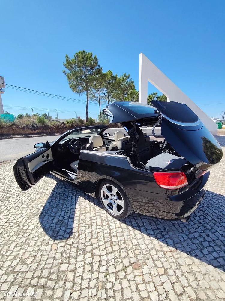 BMW 320 i Cabrio Auto - 34