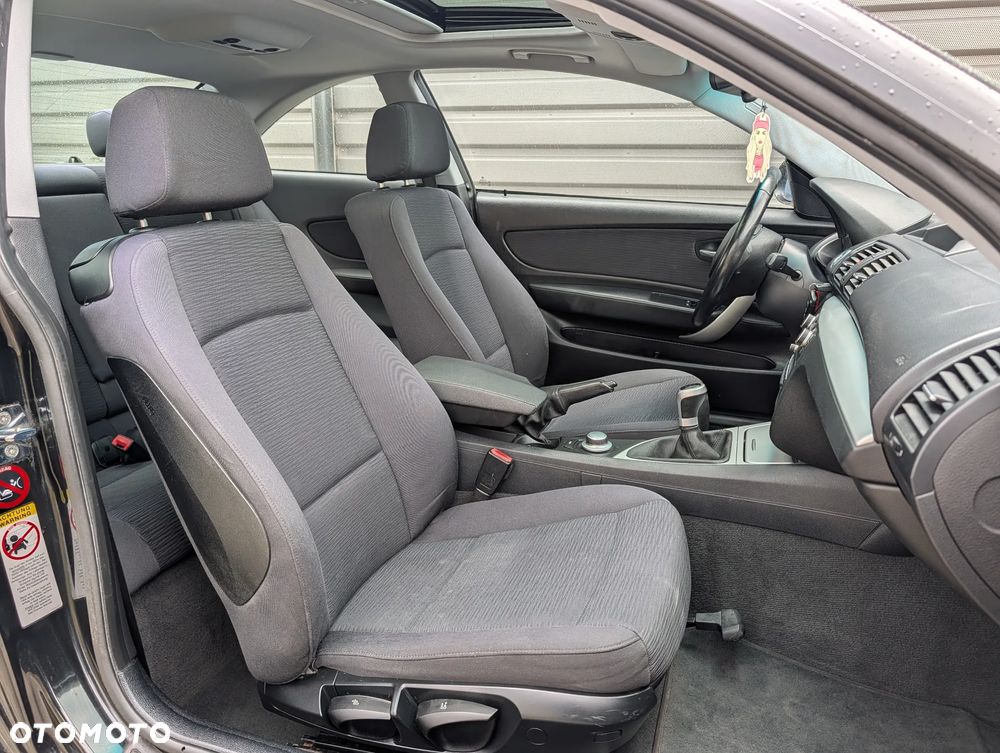 BMW Seria 1 120d Edition Exclusive - 15