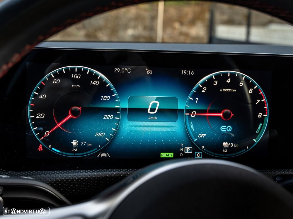 Mercedes-Benz CLA 250 - 24