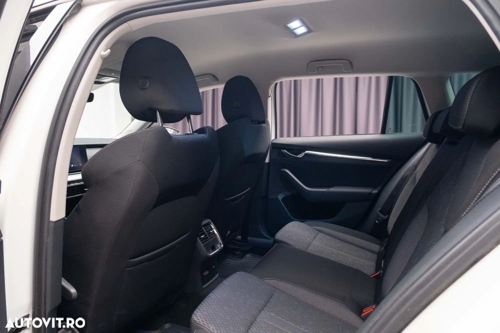 Skoda Octavia 2.0 TDI DSG 4X4 Style - 24