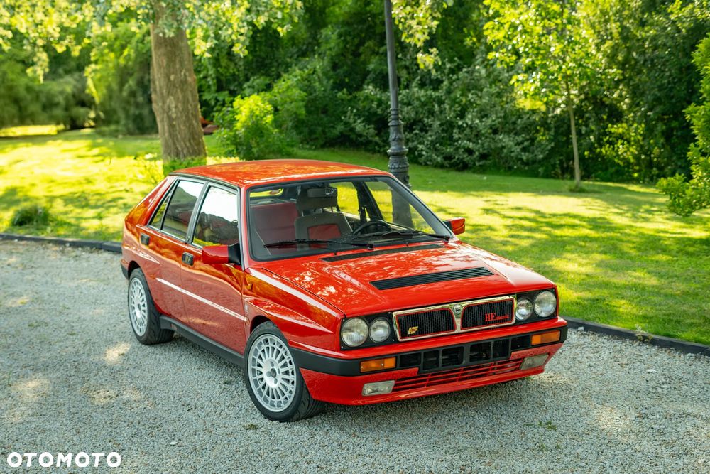 Lancia Delta - 2