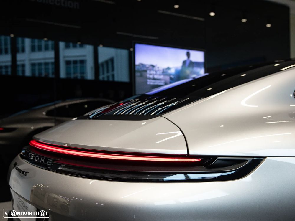 Porsche 911 (992) Carrera 4S PDK - 20