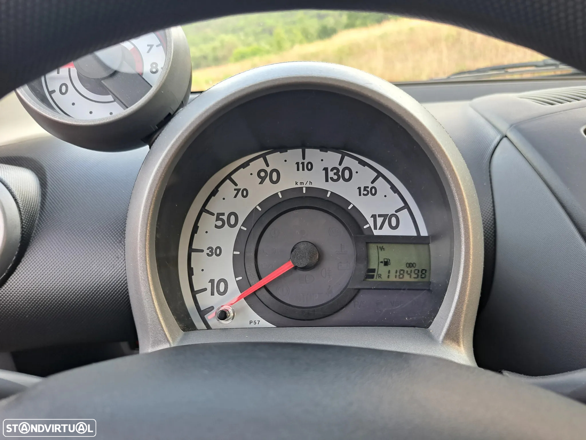 Toyota Aygo 1.0 Plus - 16