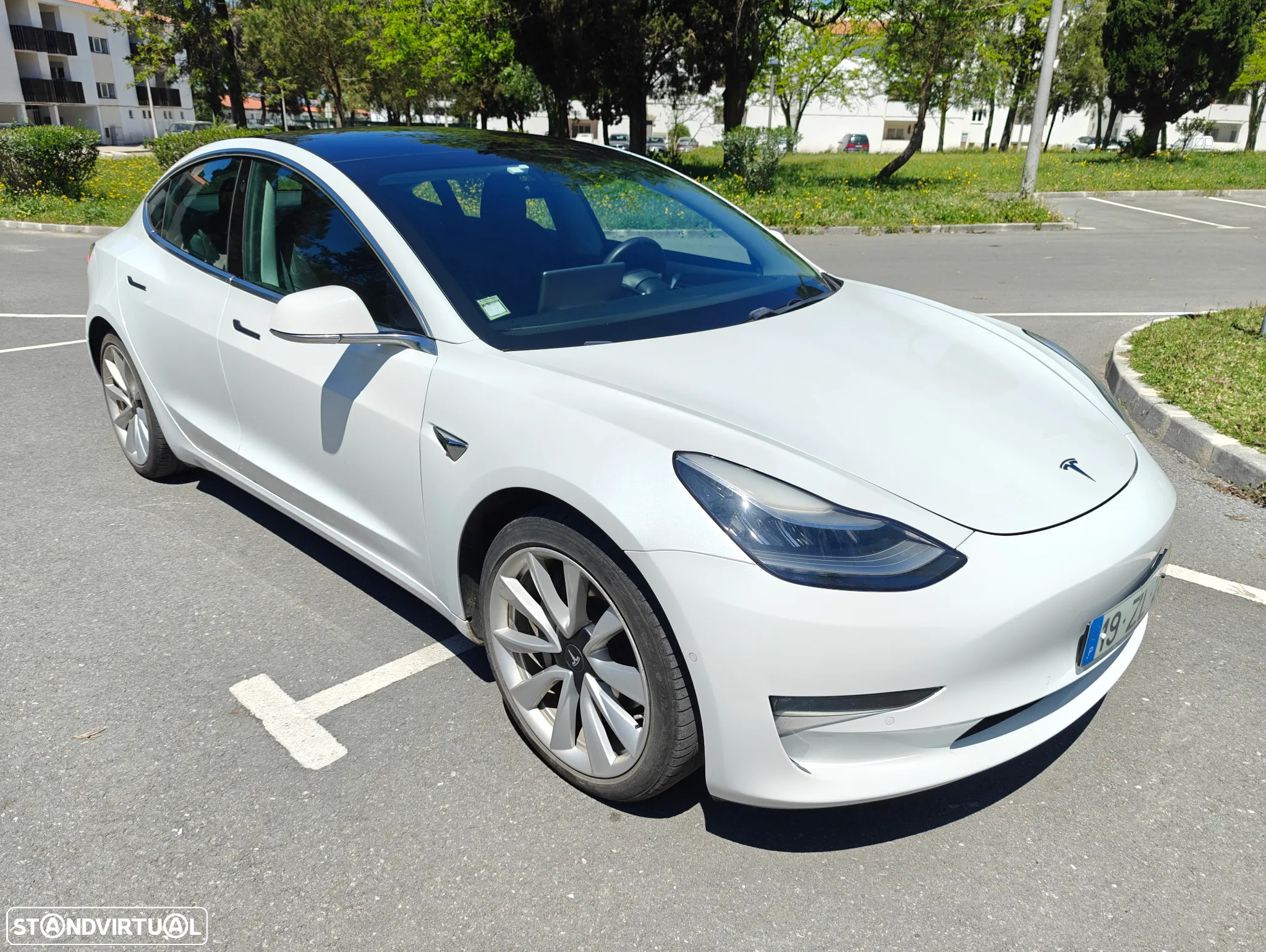 Tesla Model 3 Long-Range Dual Motor AWD - 3