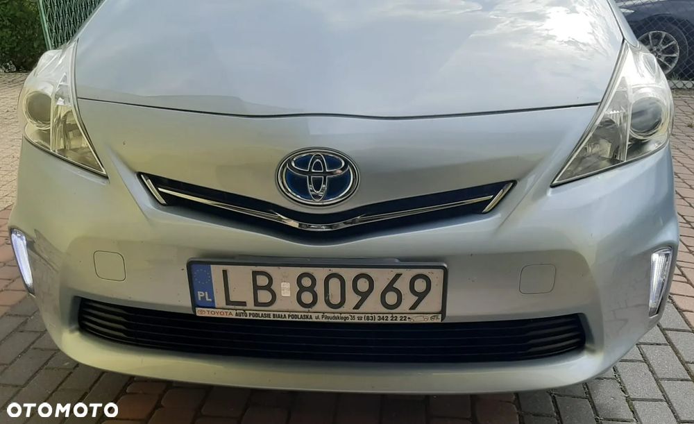 Toyota Prius+ ver--hybrid-life - 2