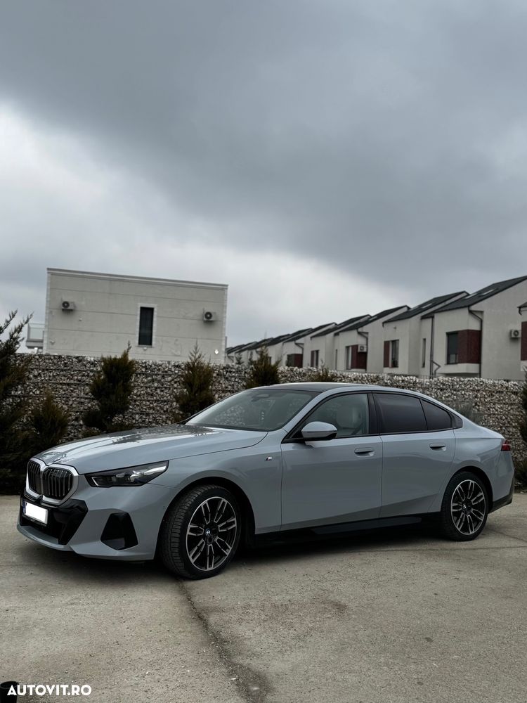 BMW Seria 5 520d xDrive Aut. - 3