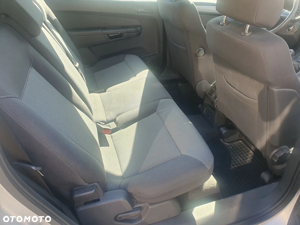 Opel Zafira 2008 photo 4