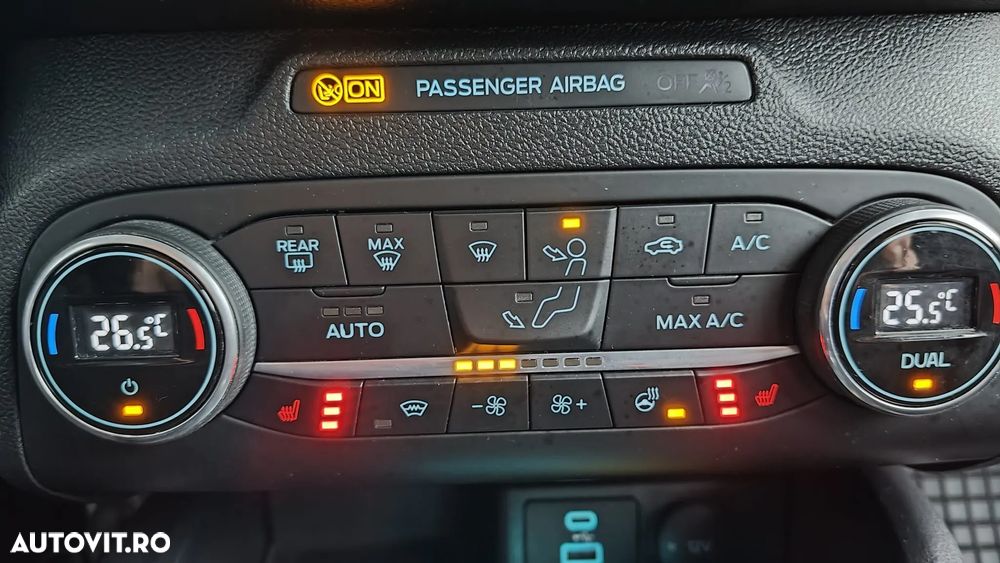 Ford Focus 1.5 EcoBlue ST Line Business - 22