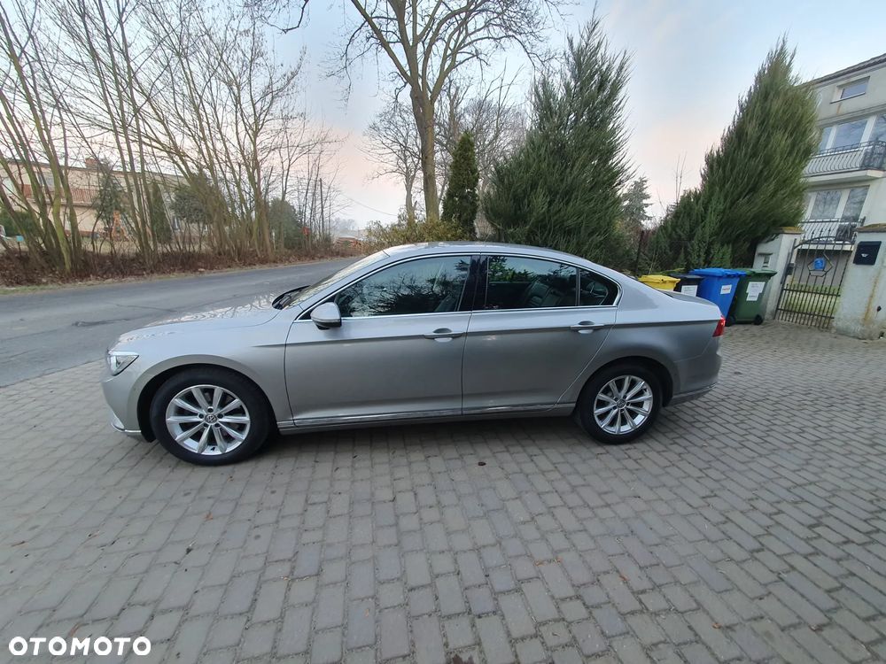 Volkswagen Passat 2.0 TDI SCR DSG Highline - 4