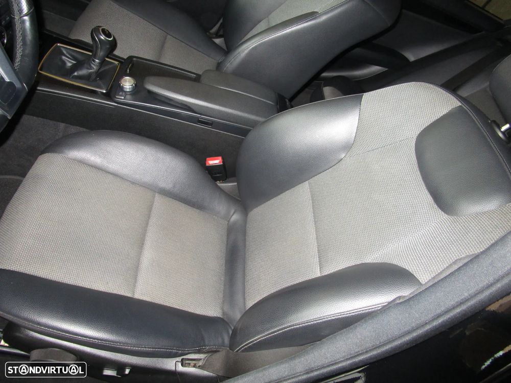 Mercedes-Benz C 220 Station CDI DPF (BlueEFFICIENCY) Avantgarde - 13