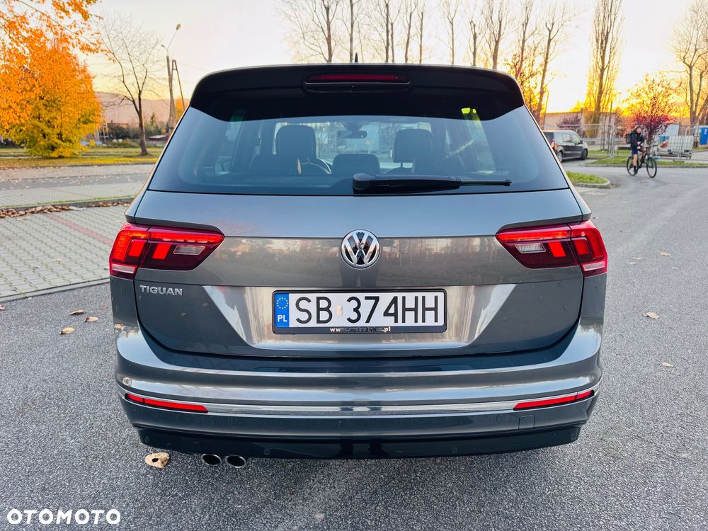 Volkswagen Tiguan - 12