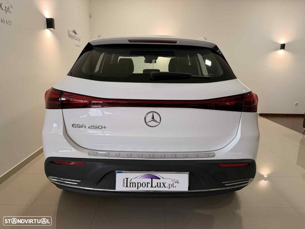 Mercedes-Benz EQA 250+ Progressive - 8