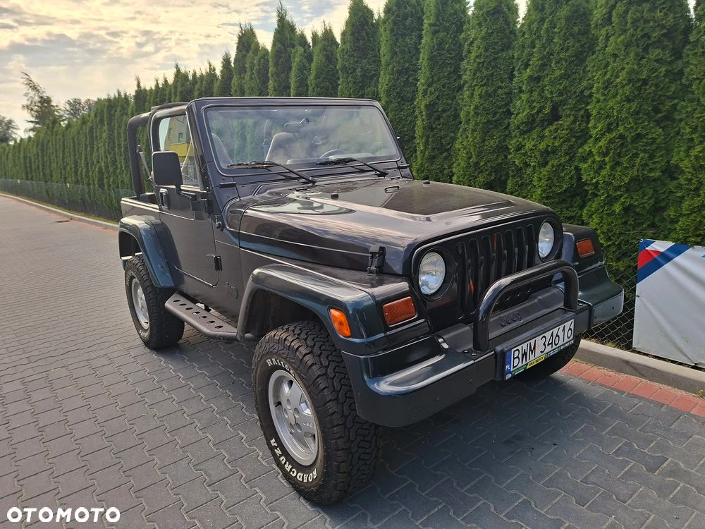Jeep Wrangler - 6