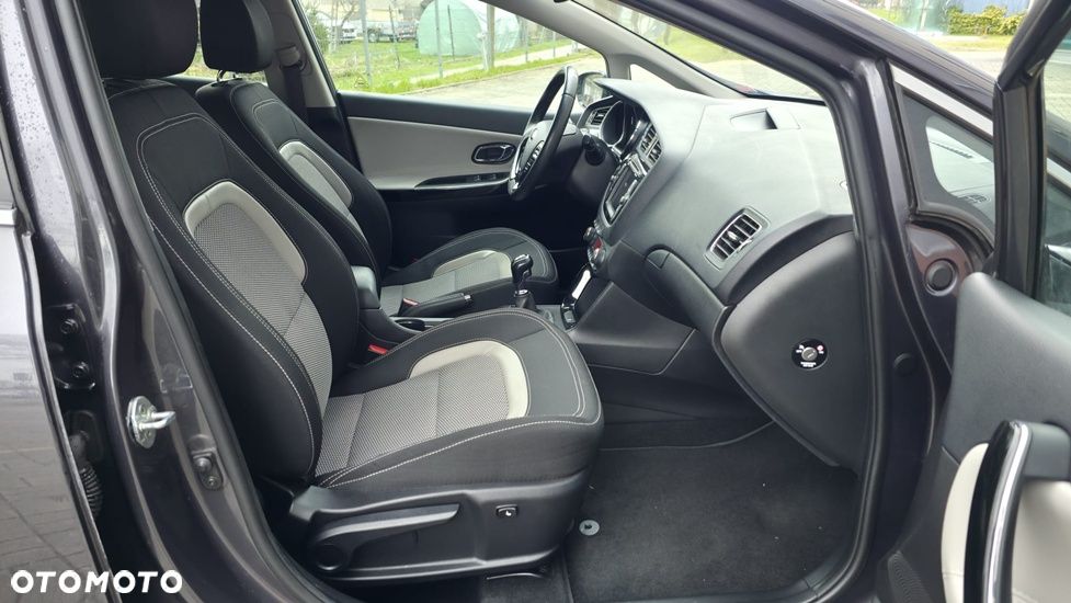 Kia Ceed 1.6 CRDi 136 ISG Spirit - 18