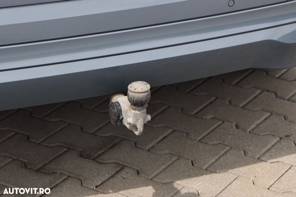 Volvo XC 60 B5 AT AWD MHEV Core - 33