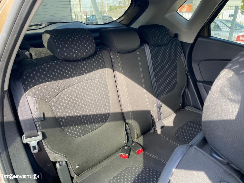Renault Captur 1.5 dCi - 9