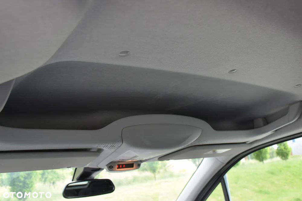 Citroën Berlingo XL BlueHDi 100 START - 31