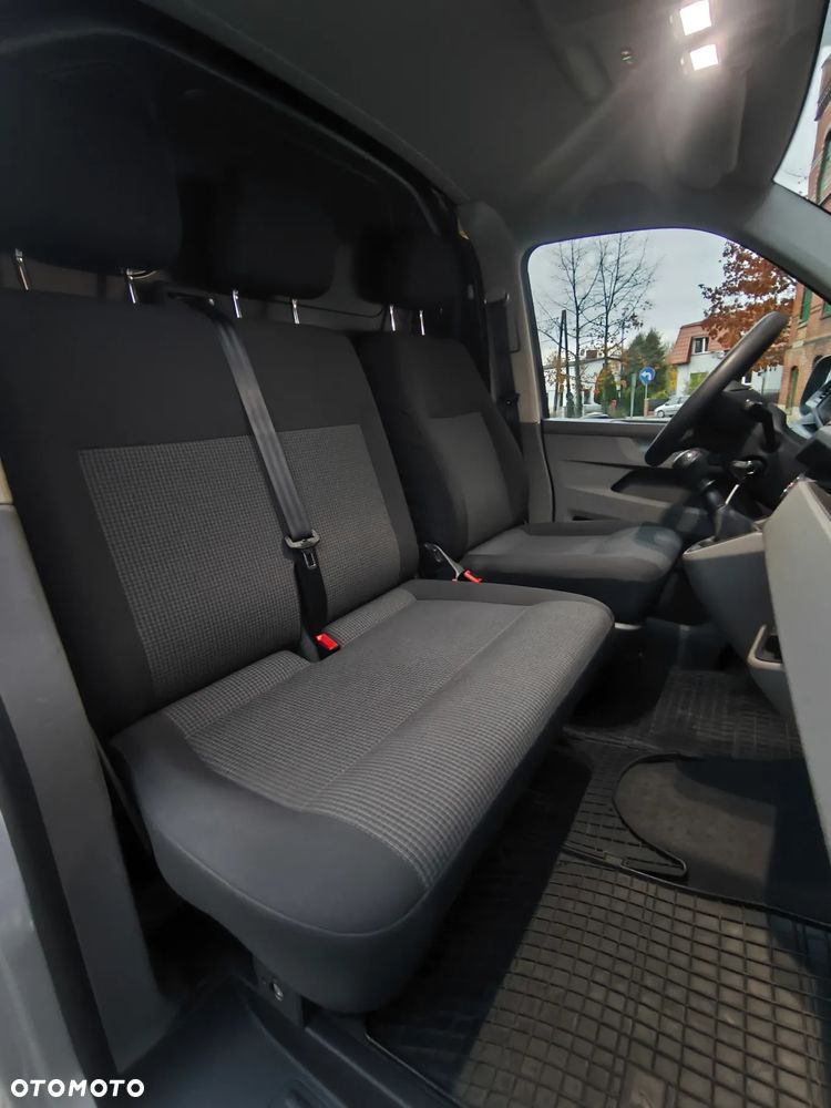 Volkswagen Transporter - 19
