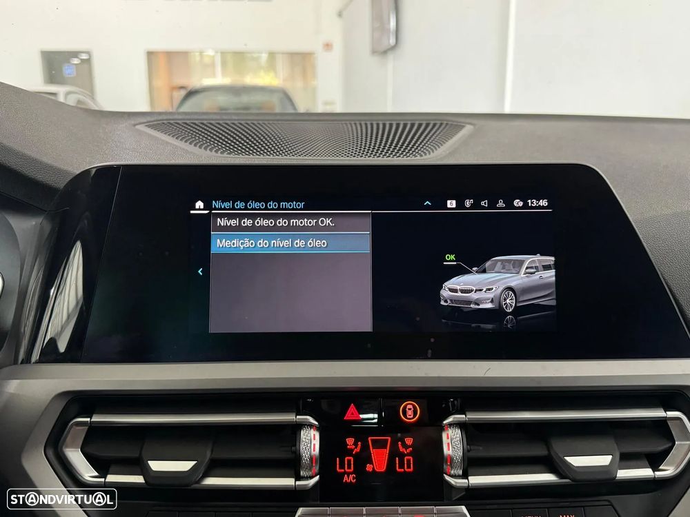BMW 330 e Touring Pack M Auto - 31