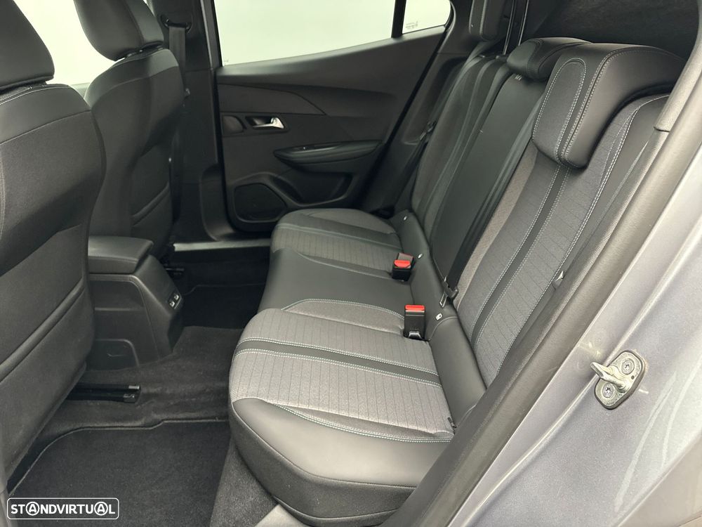 Peugeot 2008 PureTech 130 Active Pack - 13
