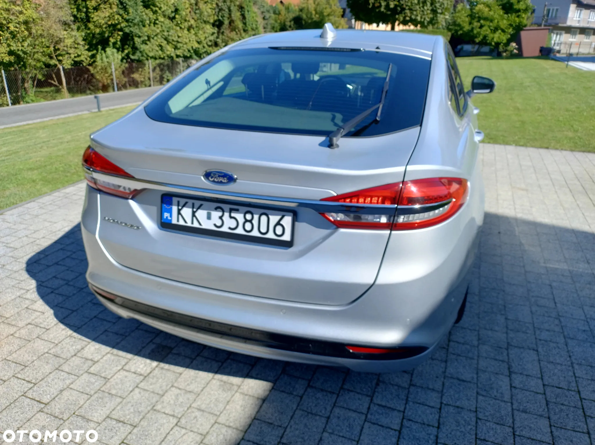 Ford Mondeo 2.0 EcoBlue Titanium - 13