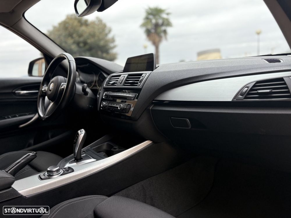 BMW 116 d Aut. Sport Line - 13