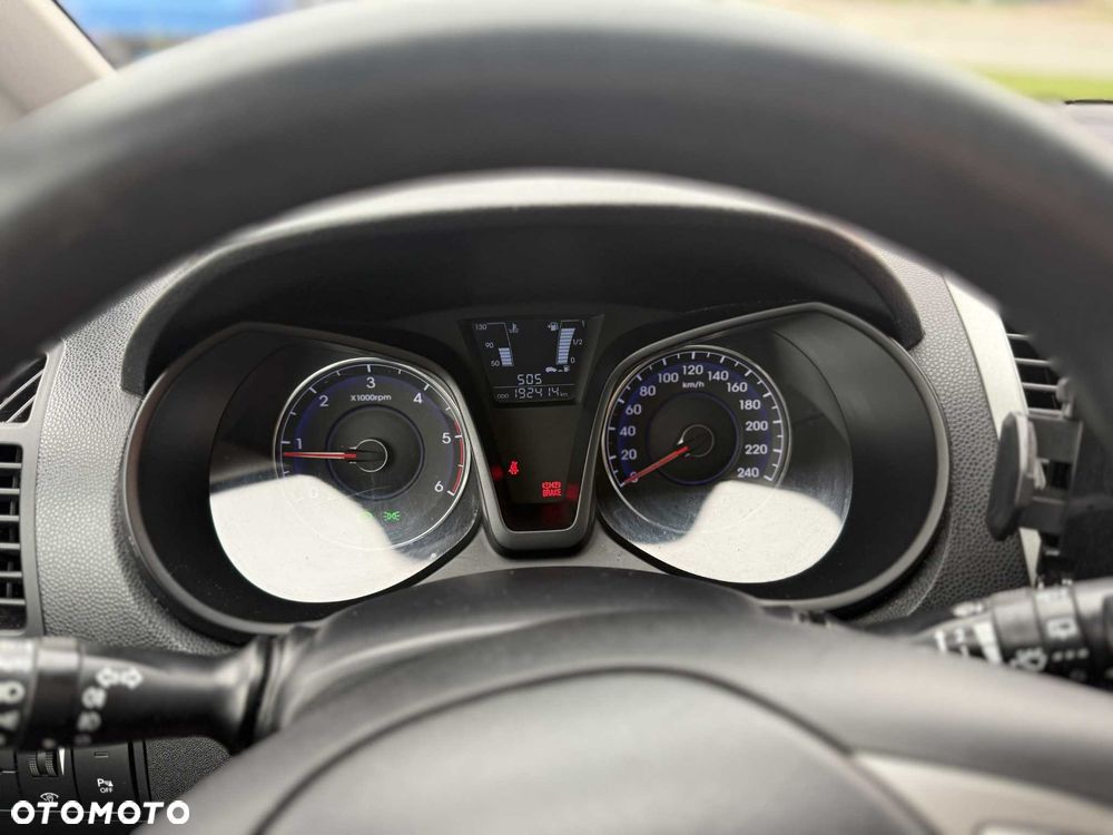 Hyundai Ix20 2013 photo 3