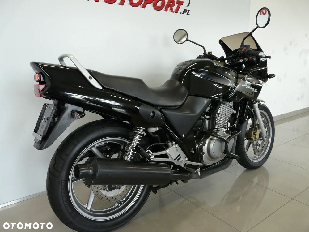 Honda CB - 18